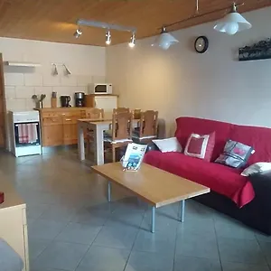 https://la-ferme-des-michaud.hotels-rhonealpes.com